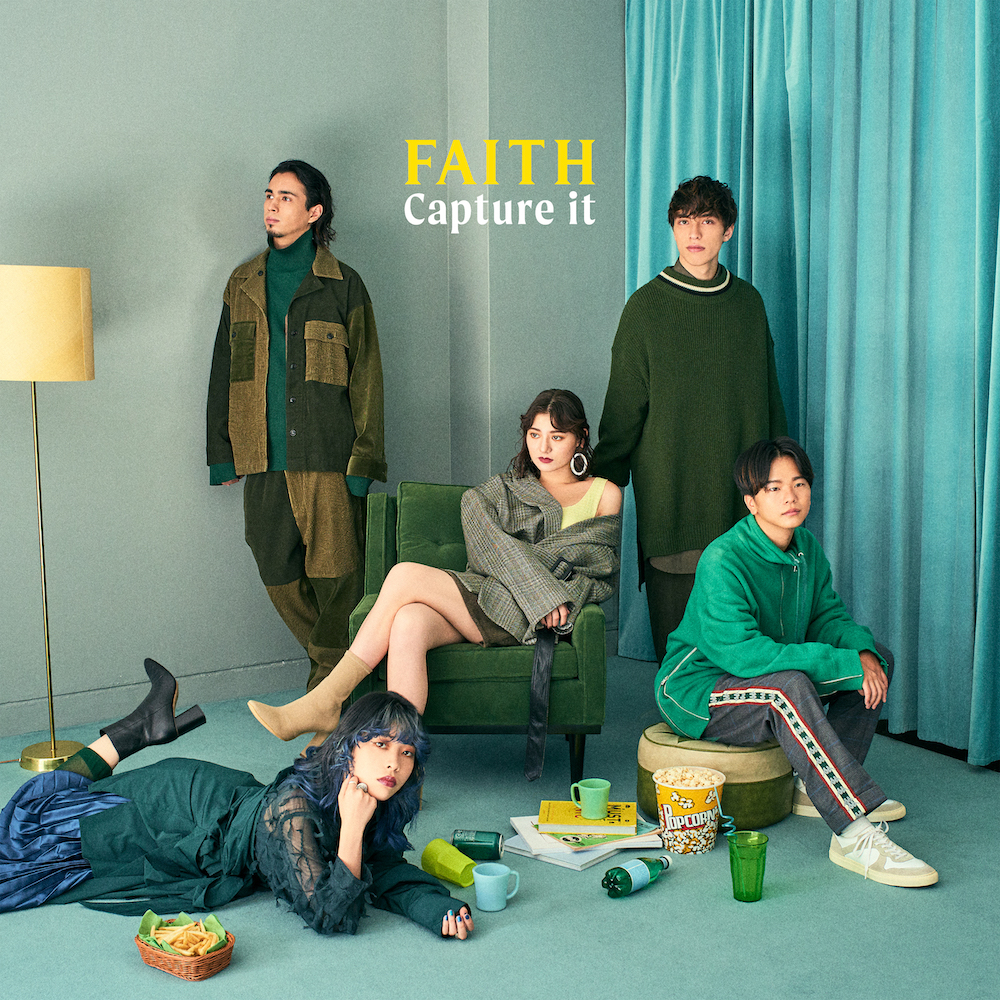 1st Album「Capture it」