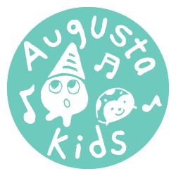 「Augusta Kids × しゃっぽくん」ロゴ