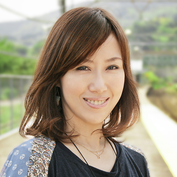 FM802 DJ 仁井聡子